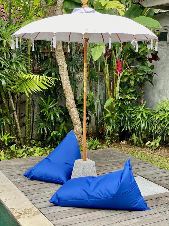 Villa Biru - 500M Batubelig Beach Canggu Exterior foto